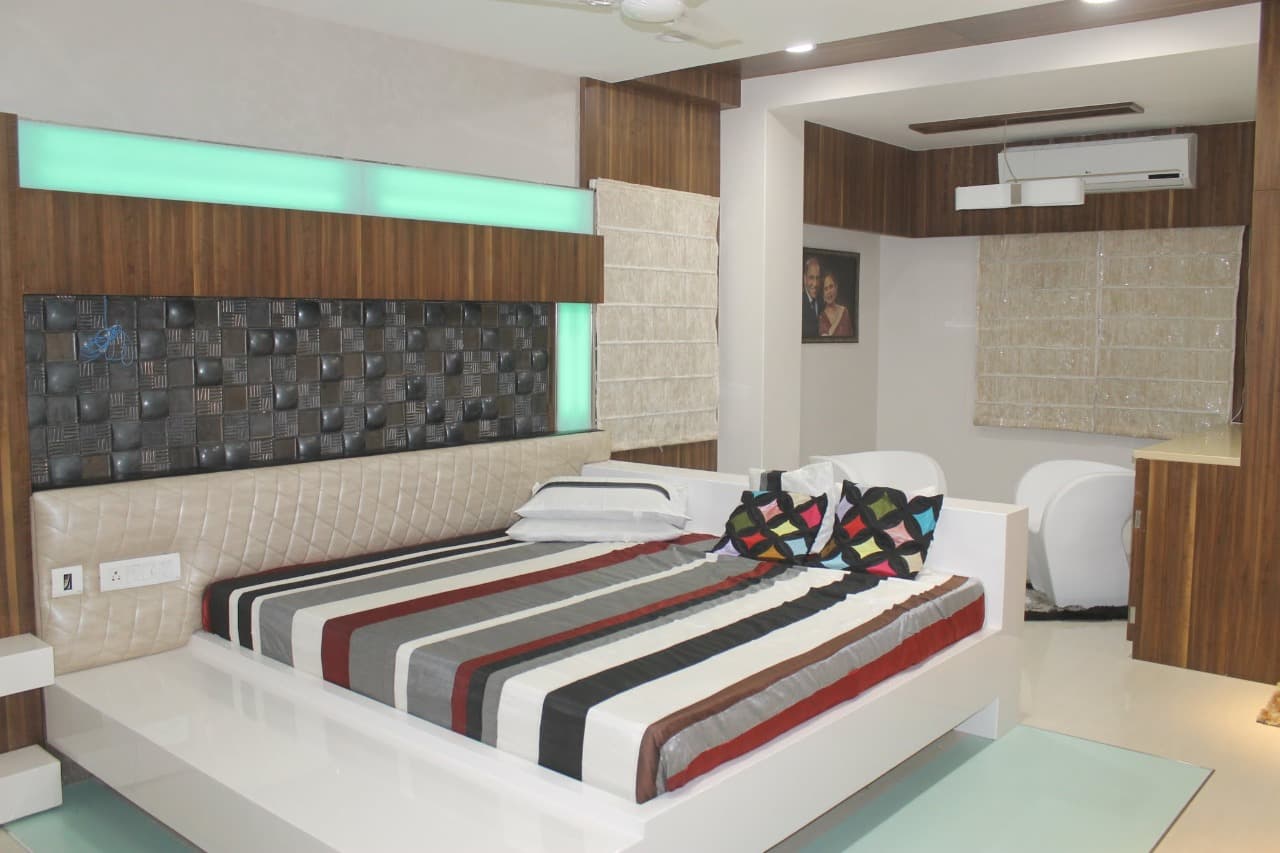 Miscellaneous Site - Image 39