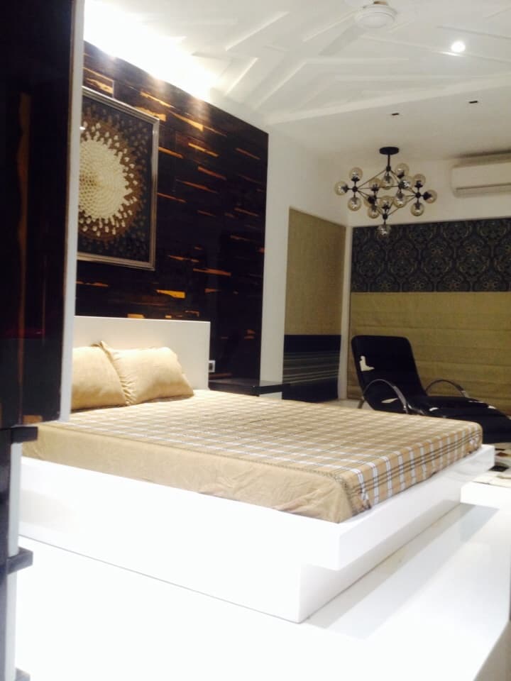 Miscellaneous Site - Image 45