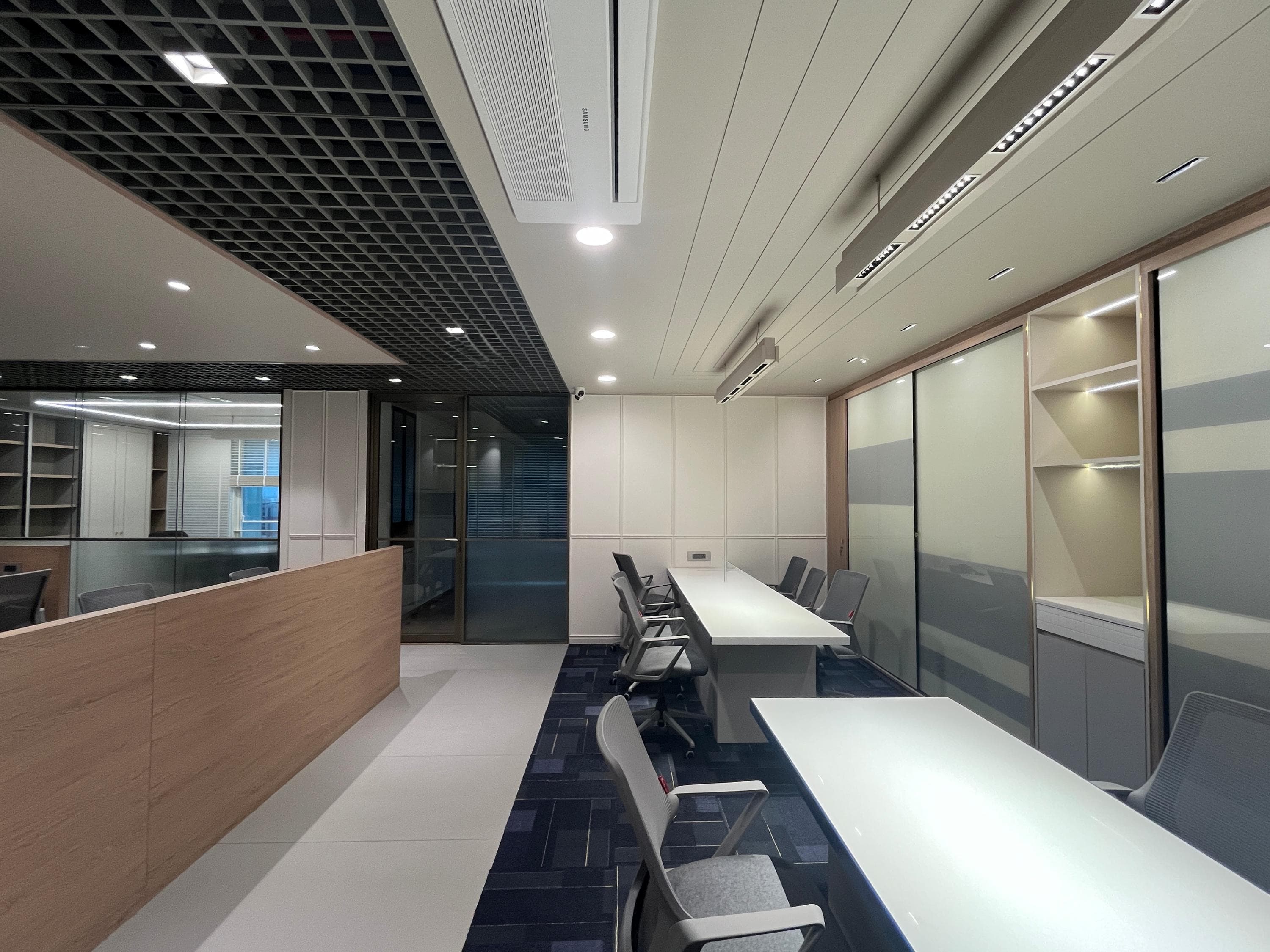 Office at Navaratna - Image 9