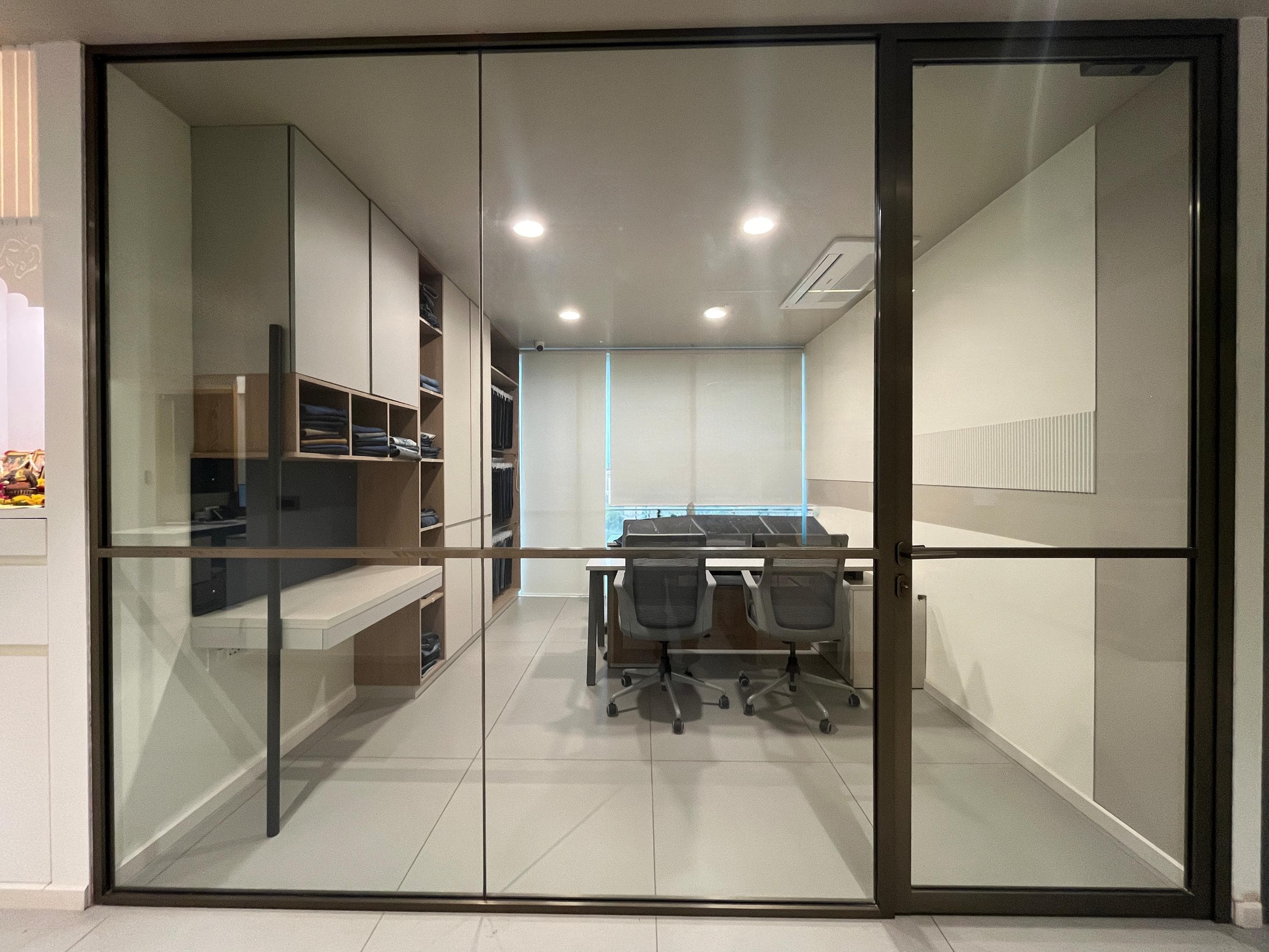 Office at Navaratna - Image 17