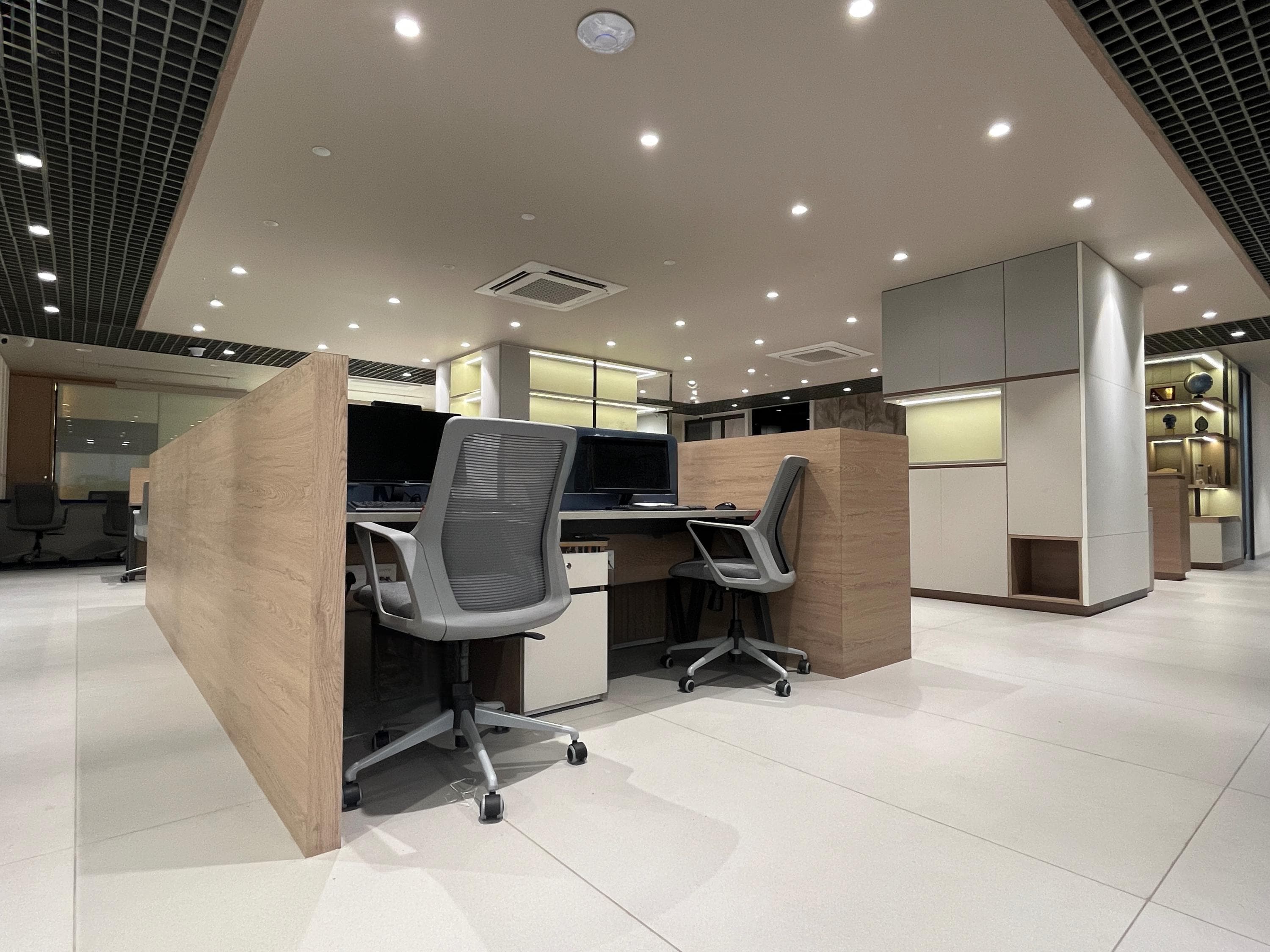 Office at Navaratna - Image 34