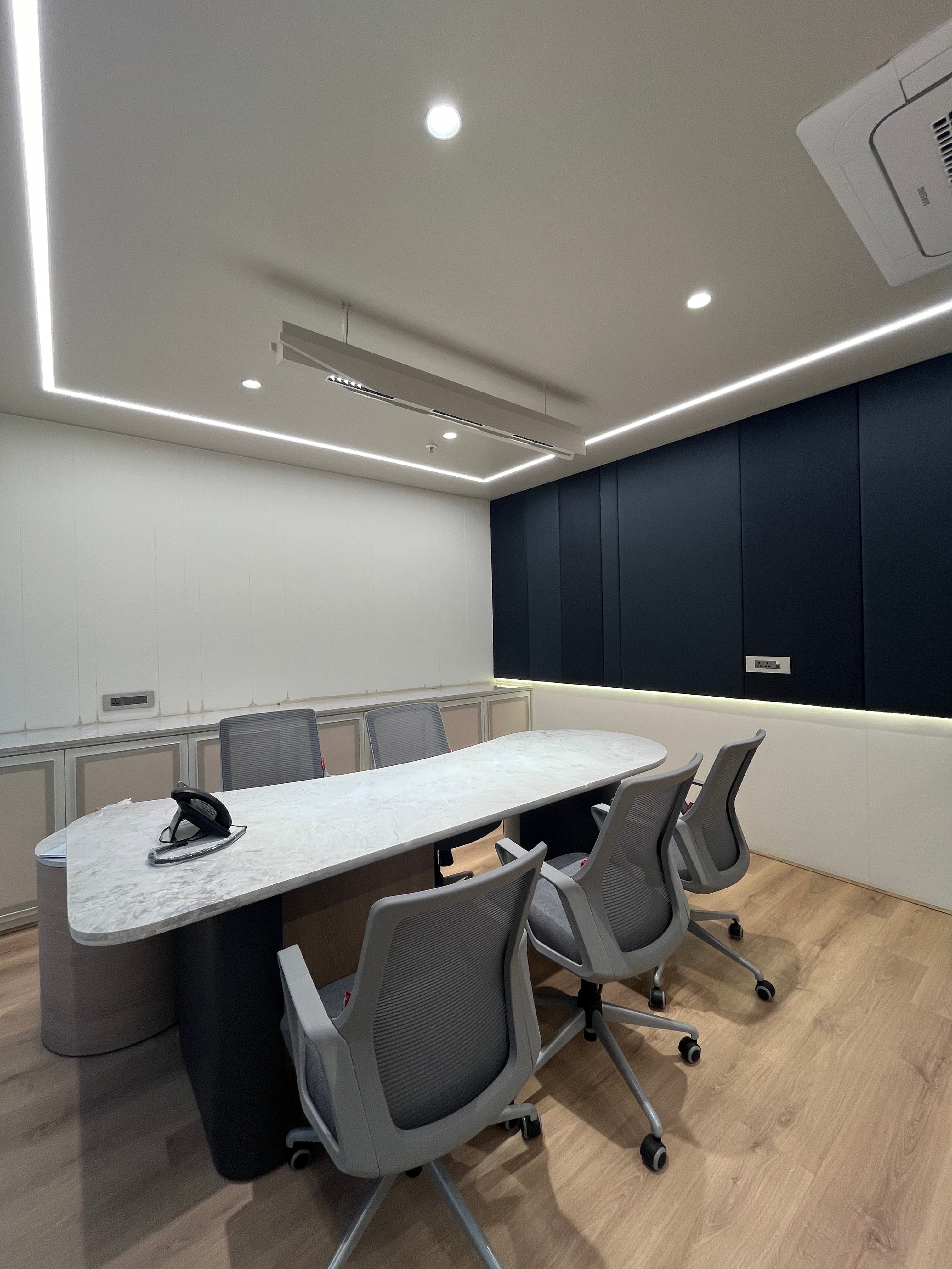 Office at Navaratna - Image 38