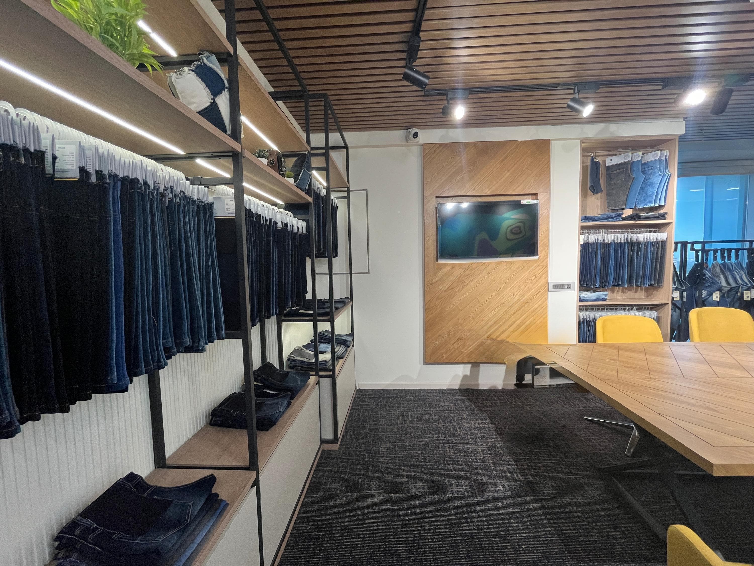 Office at Navaratna - Image 55