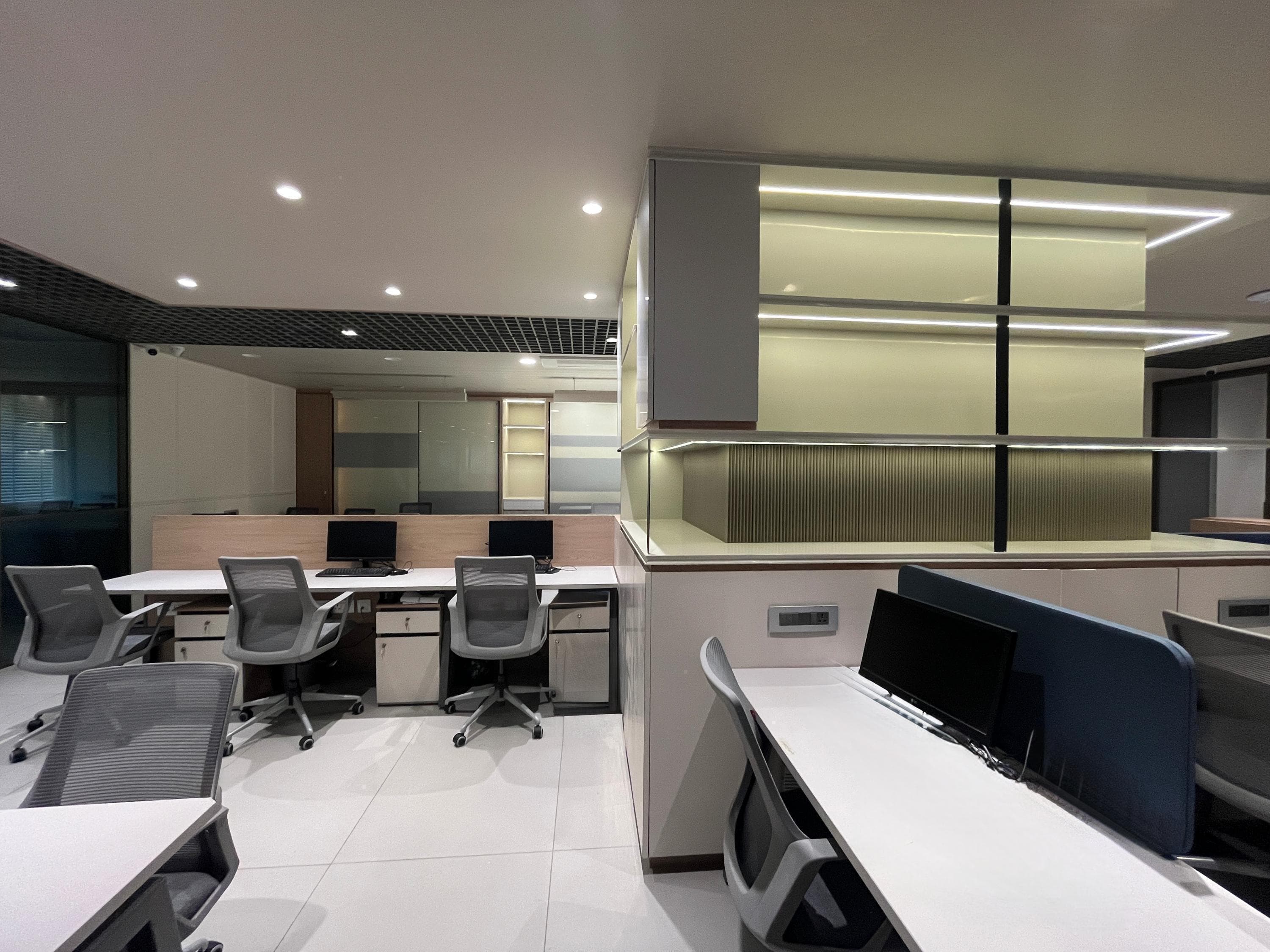 Office at Navaratna - Image 58